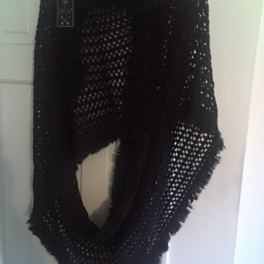 Twig&Arrow Scarf
